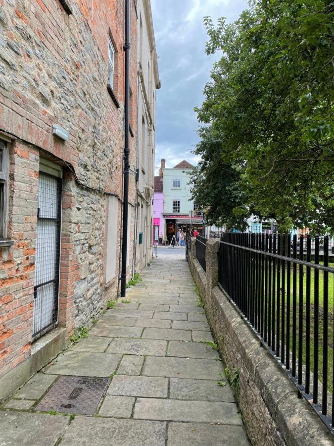 In The Heart Of Glastonbury Exterior foto